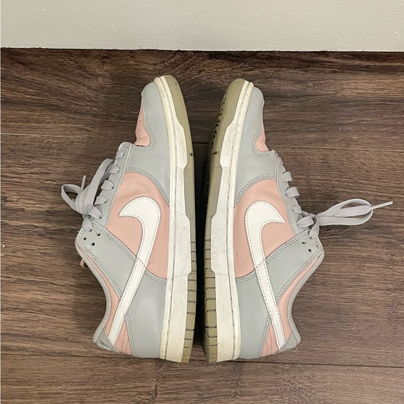 Nike Dunk Low | Women's - Picture 4 of 6